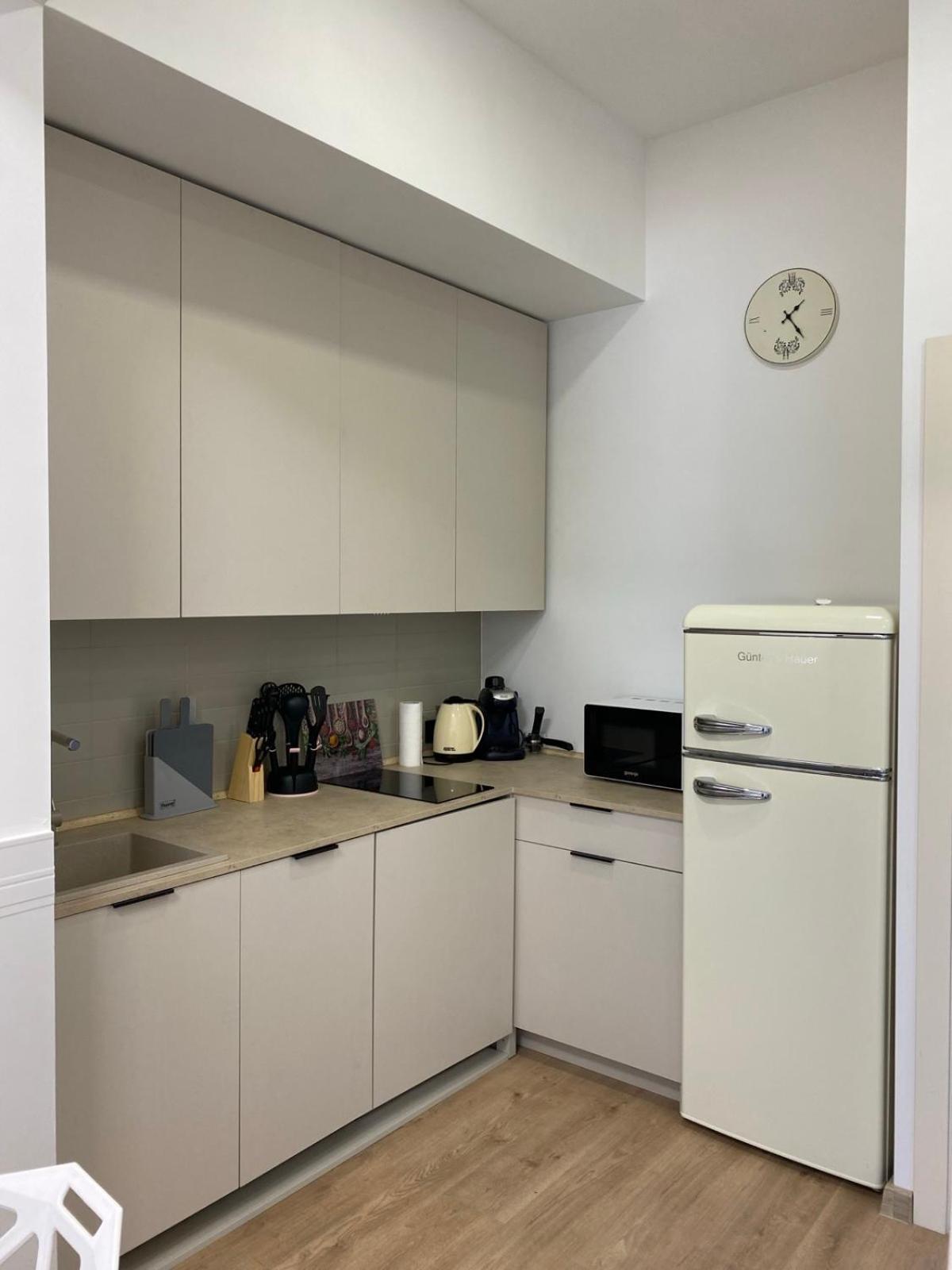 3 Bedrooms Apartment On Nasypna 3 Lviv Extérieur photo